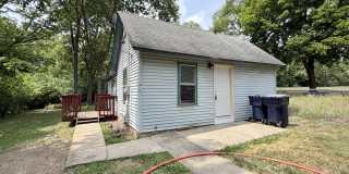 612 South Chatham Street Gallery 1