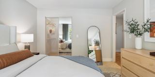 Skyline at Murrayhill Gallery 7