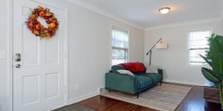 Updated Home in Mounds View 3BD 2Bath W/HUGE Backyard!! Gallery 3
