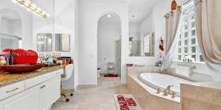6313 Paradise Cv Gallery 15