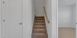 Like-New Ashton Woods Spacious 5BR 4BA, Prime Location Near I-4! Gallery 31