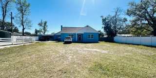 6804 BARRY Road Gallery 1