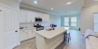 3/2 fully fenced home in Lafayette Landing Gallery 5