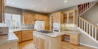 Spacious & Stylish 4-Bedroom Home in Desirable Northwest Portland Spacious & Stylish 4-Bedroom Home in Desirable Northwest Portland Gallery 9