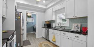 676 Royal Palm Place Gallery 10