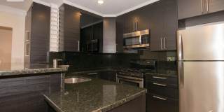 Charming 4 Bedroom-No Broker Fee Gallery 1