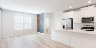 Newly Constructed 3bd/3.5ba w/ Gym, Min From Airport and Downtown Hapeville! Gallery 12