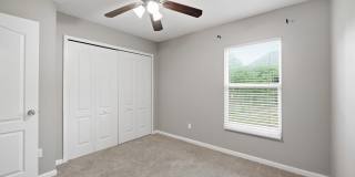 4269 VICTORIA LAKES Drive W Gallery 29