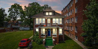 1628 Gladstone StreetUnit 2 1628 Gladstone StreetUnit 2 Gallery 1