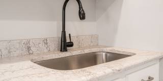 Charming 4 Bedroom For Rent. Gallery 18