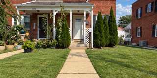 Charming 2-Bedroom Home with Updated Kitchen & In-Unit Laundry Charming 2-Bedroom Home with Updated Kitchen & In-Unit Laundry Gallery 1