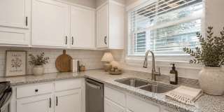 Willow Bend Apartments Gallery 14