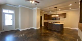 Charming 2BR/2BA Home in Shenandoah Ridge with Garage & Cozy Fireplace Gallery 9