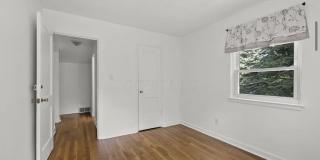 1940 Riverside Dr Gallery 12