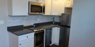 640 West Wrightwood Avenue Gallery 1