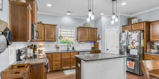 Spacious 4 Bedroom Home in Auburn Gallery 4
