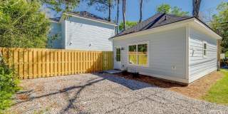 1619 Le Grand Street Gallery 1