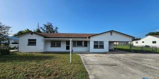 4 Bedroom, 3 Bath HOUSE with a detached 1 Bedroom and 1 bath in Lakeland *MOVE-IN SPECIAL* Gallery 1