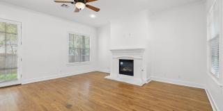 AVAILABLE: 2008 Construction 4 bed / 4 bath Home - Top of the line finishes, 2 car garage Gallery 9