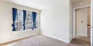 726 Pine Tree Ct. Gallery 24