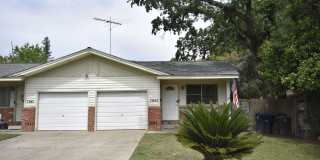 7043 Zeeland Drive Gallery 1