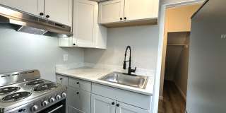 2317 Grand- 5 Unit Gallery 1