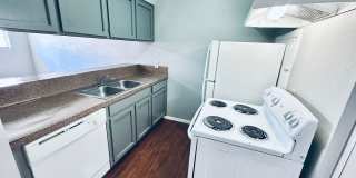 Awesome open Studio Apartments Close to Downtown Gallery 25