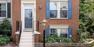 6241 ABBOTTSBURY Row Gallery 4