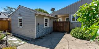Downtown Napa 3 bed 2 bath single level home Gallery 34
