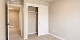 Luxury Townhome for Lease at the Courtyards at Hidden Crest - 13113 NE 71st Pl Gallery 19