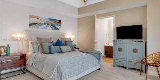 3737 Collins Ave Gallery 15