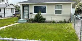 Cute and Cozy Two Bedroom Home in Richland Gallery 1