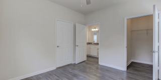Lakeside at Town Center Apartments Gallery 42