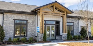 Advenir at Dawson Hills Gallery 9