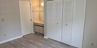 FOR RENT!! CLEAN AND COZY TWO STORY TOWNHOME (PRIVATE YARD)... Gallery 33
