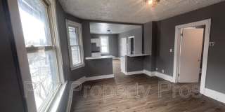 2945 N 23rd St Gallery 34