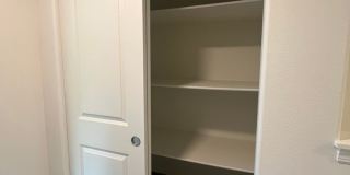 3-Bedroom 2.5-Bathroom Townhouse in Friendly Neighborhood 3-Bedroom 2.5-Bathroom Townhouse in Friendly Neighborhood Gallery 19