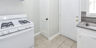 Newly Renovated 2BR/1BA Home with Spacious Backyard Newly Renovated 2BR/1BA Home with Spacious Backyard Gallery 8