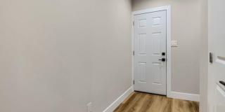 2542 OSWEGO Avenue Gallery 7