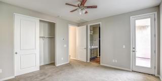 901 S Smith Road Gallery 23