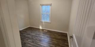 202 Selwyn Alley Gallery 6