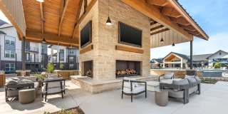 The Howard Gallery 8