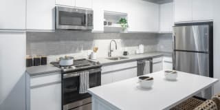 250 Mission Gallery 3