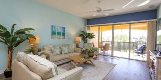 Beautiful Estero Condo Gallery 22