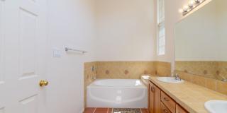 Single Level 3 Bedroom 2.5 Bath home in Desirable neighborhood Available Now! Gallery 15