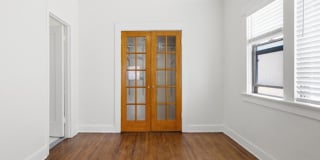 The Harrison Gallery 9