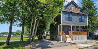 161 4th St Gallery 43