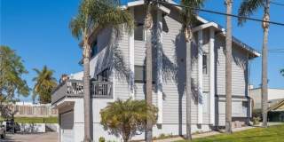 2109 Clark Ln Gallery 1