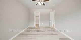 River Oaks Gallery 14