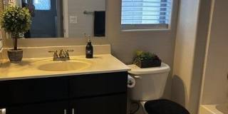 1731 E ELGIN Street Gallery 29